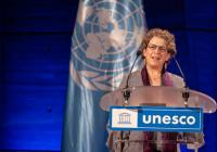 Emily M. Bender at a podium